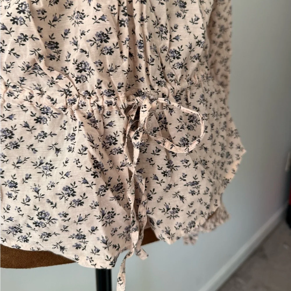 Joie Blouse. Size S - Picture 2 of 7